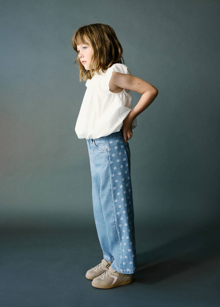 Straight-leg jeans with floral pattern — Medium Blue