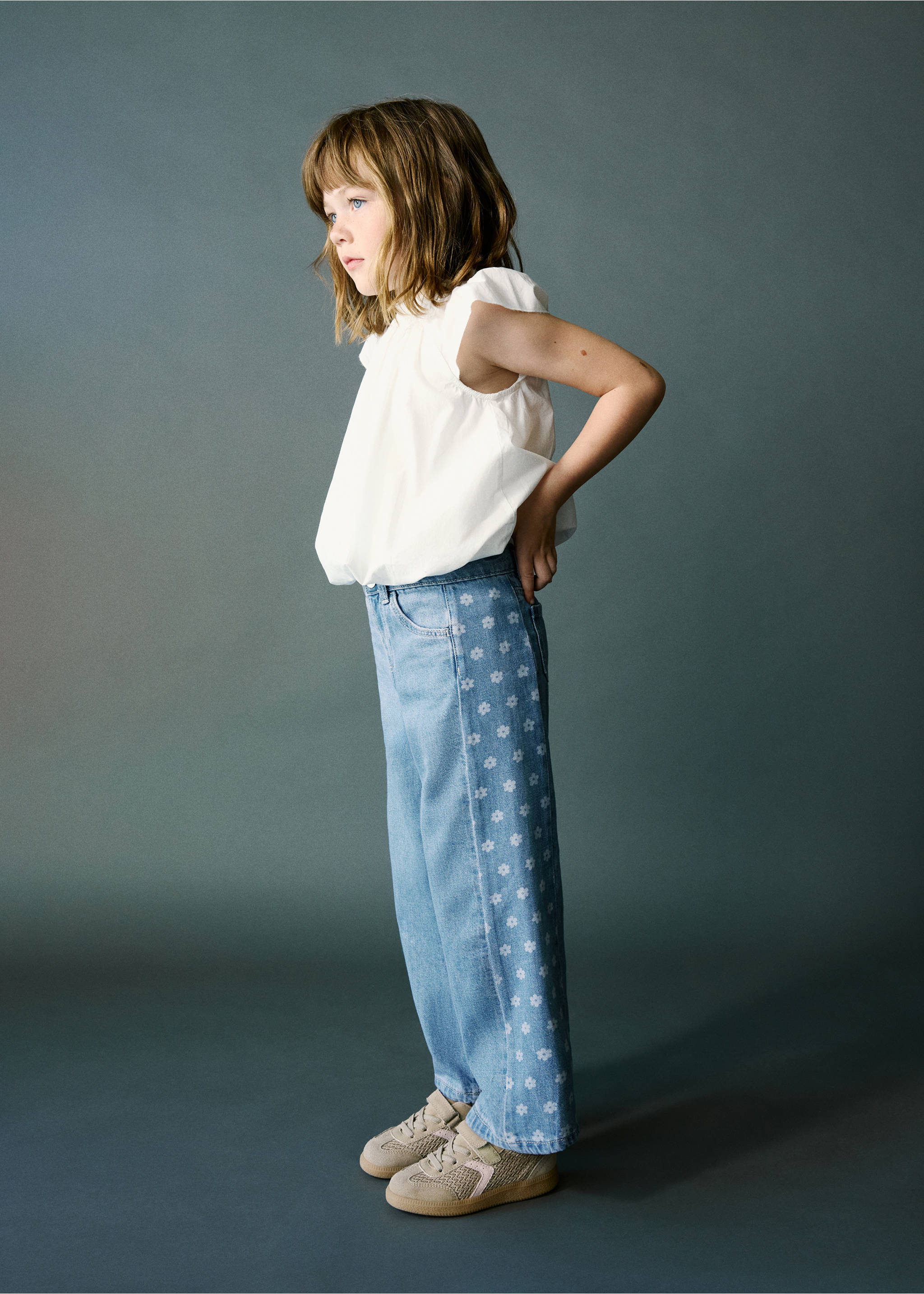 Straight-leg jeans with floral pattern - General plane, Medium Blue. Ref: 37032902-00.