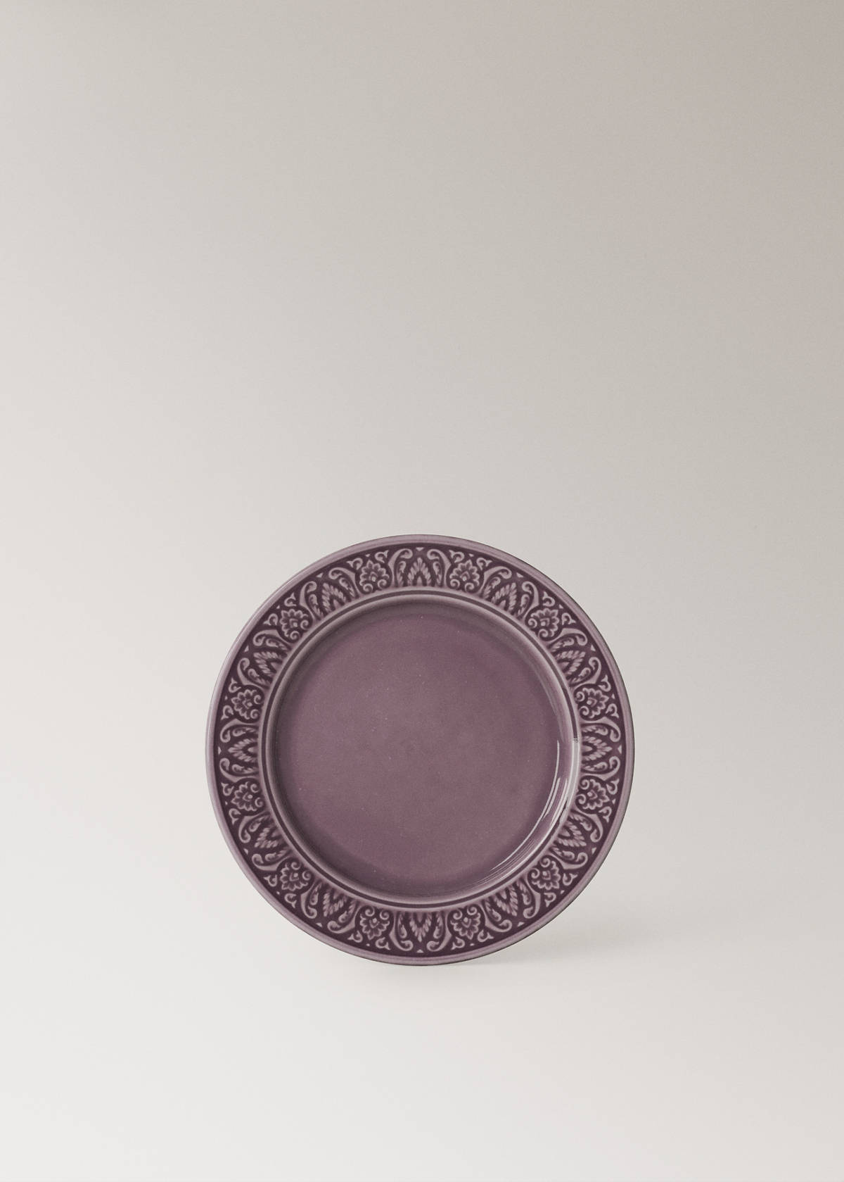 Stoneware decorative border dessert plate — Purple
