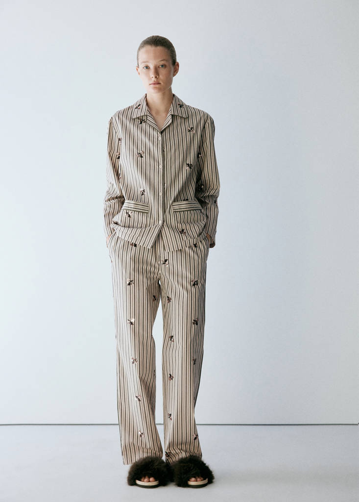 Striped pyjama trousers with embroidered flowers and sequins — Sand