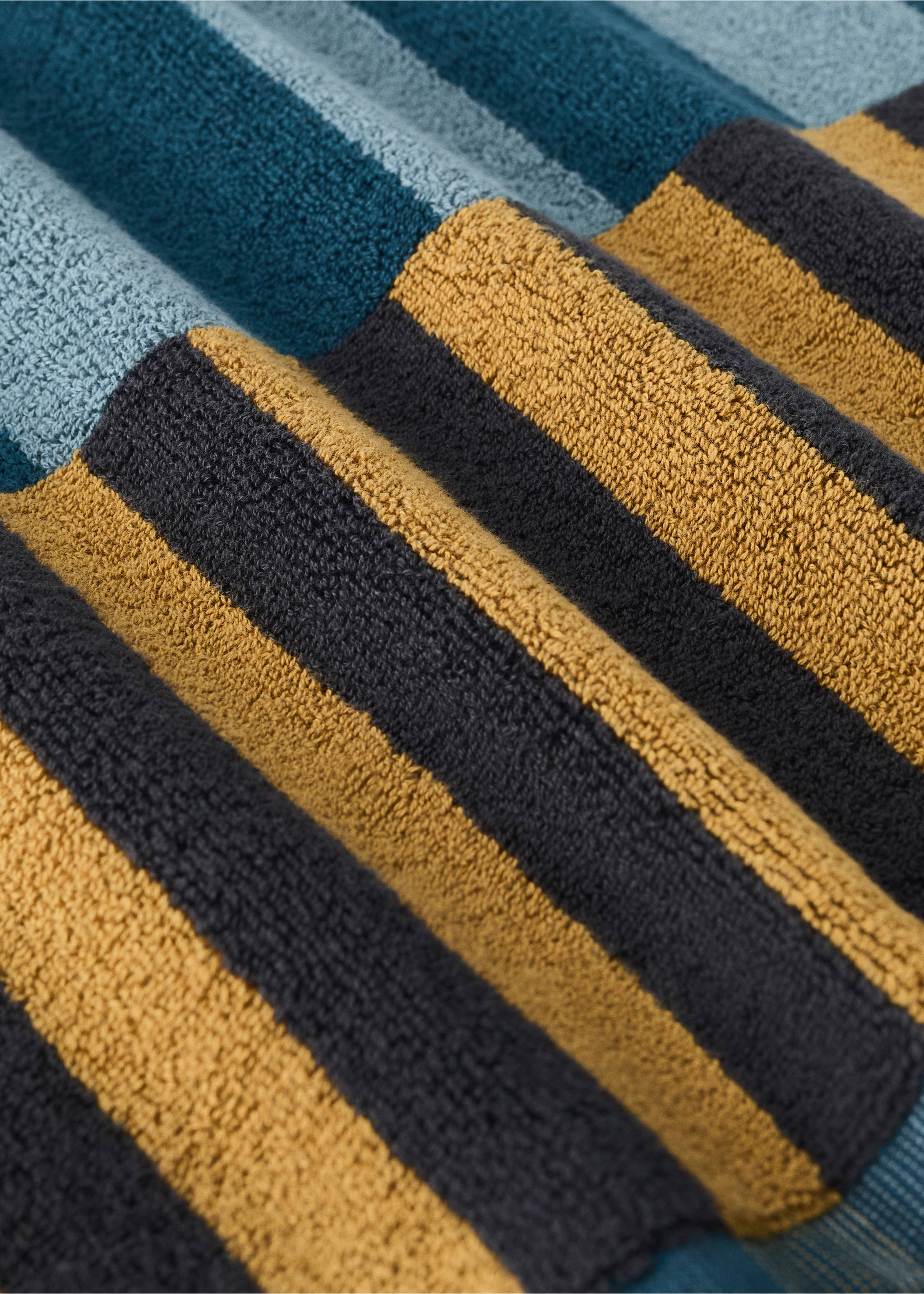 Cotton striped bath rug - Details of the article 2, Blue. Ref: 37032927-00.