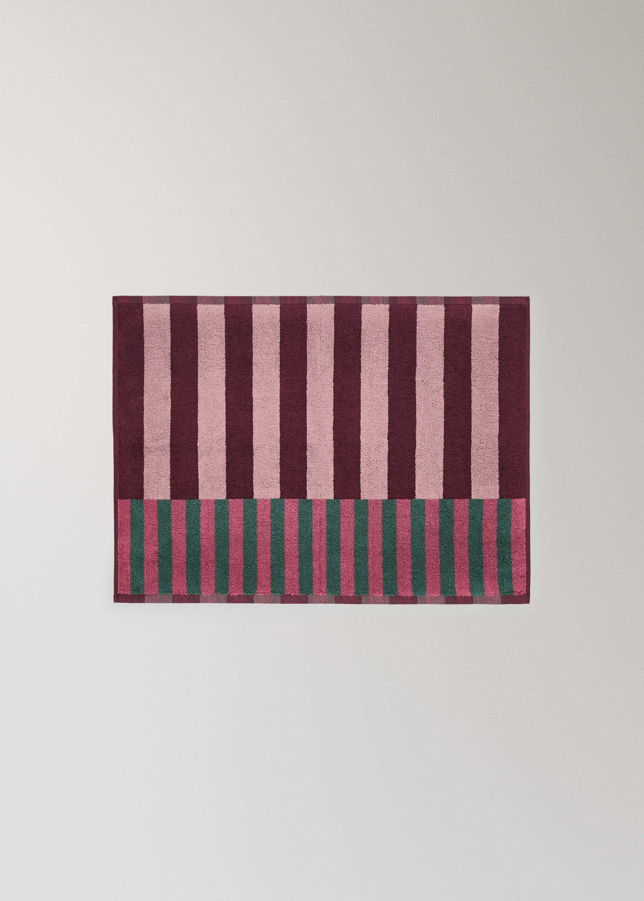 Cotton striped bath rug - Article without model