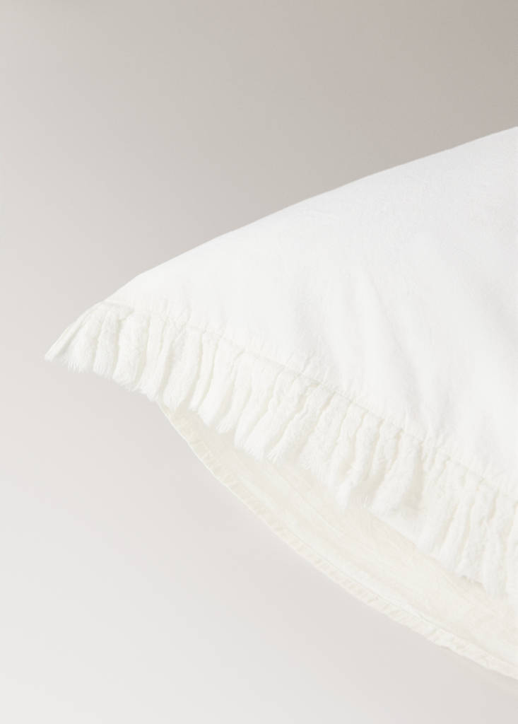 Two washed cotton pillowcases with frayed gauze frill 50x75 cm — Ecru