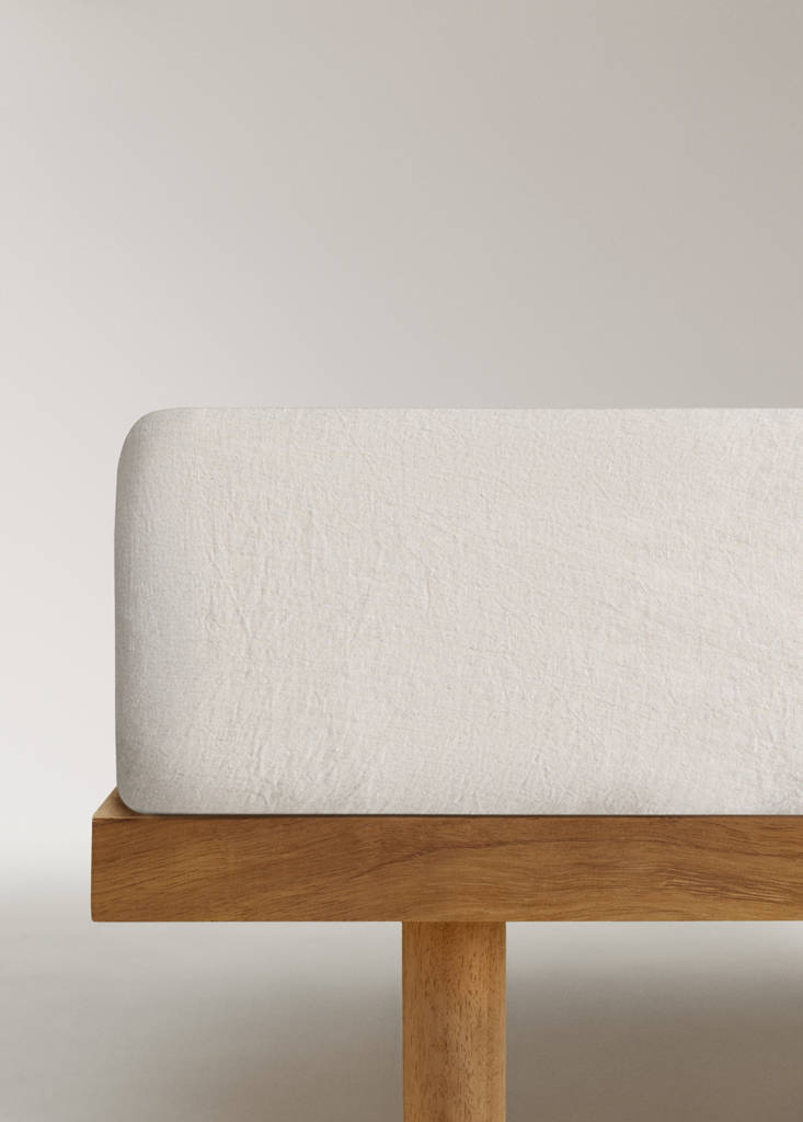 Washed linen fitted sheet for 135 cm bed — Sand