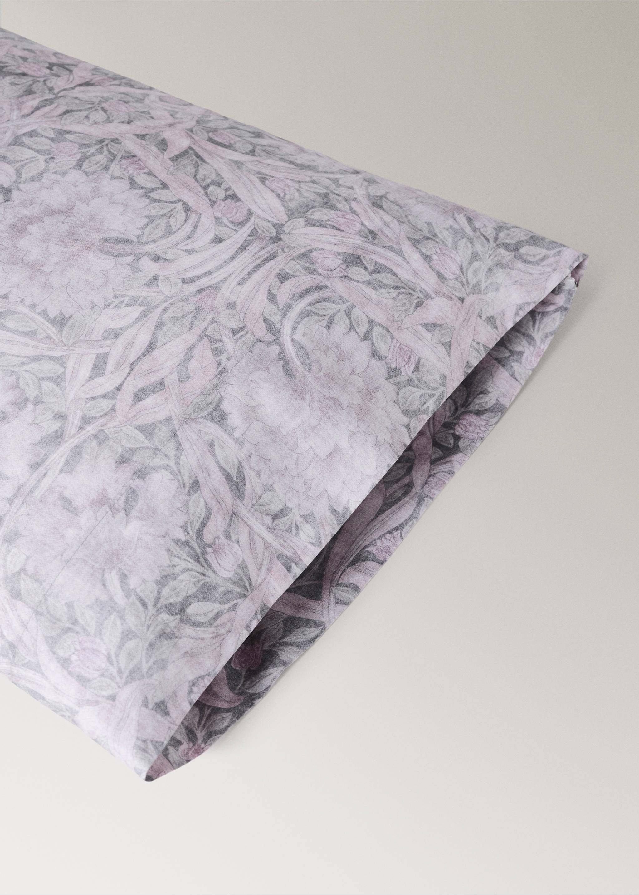 Decorative floral print 200 thread count percale cotton pillow cover - Details of the article 2, Dark Grey. Ref: 37032945-00.