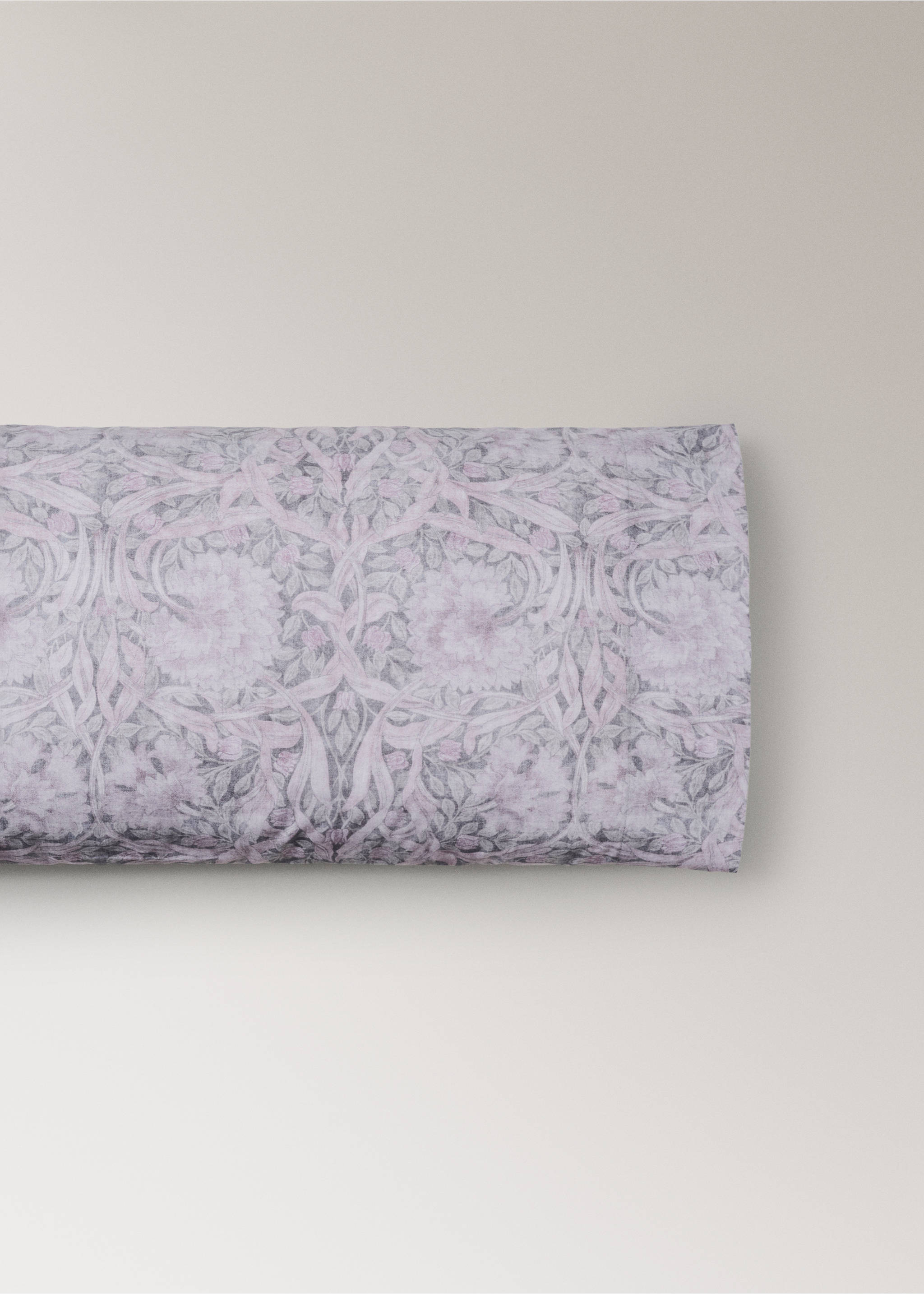 Decorative floral print 200 thread count percale cotton pillow cover - Article without model, Dark Grey. Ref: 37032945-00.