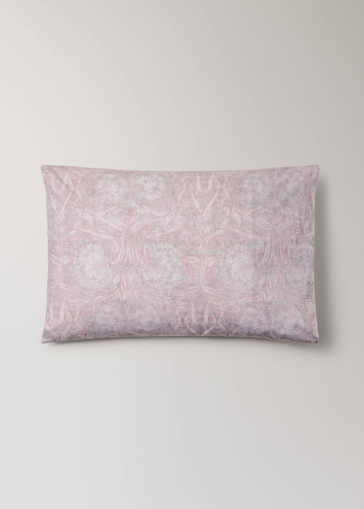 Two 200 thread count cotton percale pillowcases with floral print 50x75 cm — Pale Pink