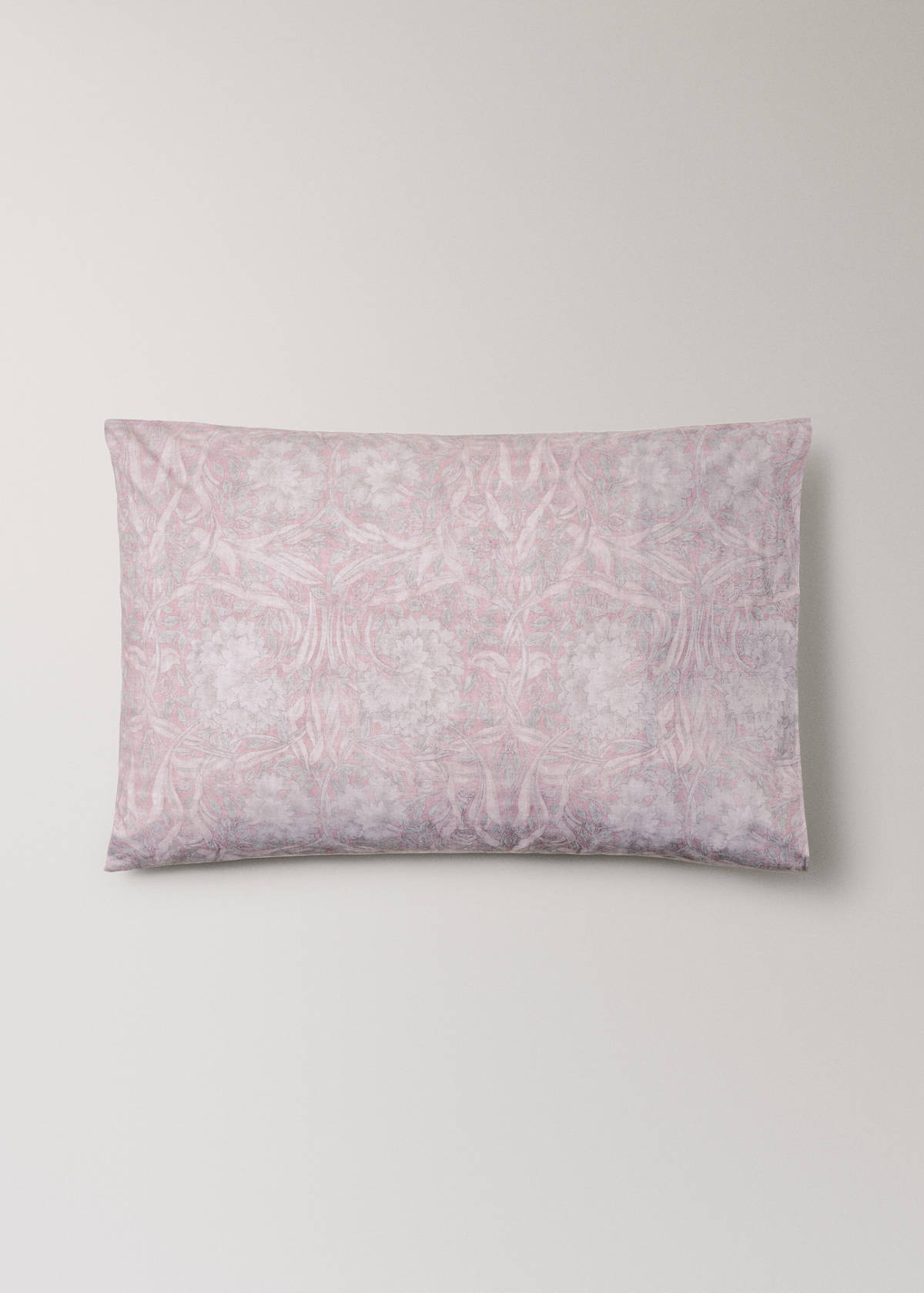 Two 200 thread count cotton percale pillowcases with floral print 50x75 cm — Pale Pink