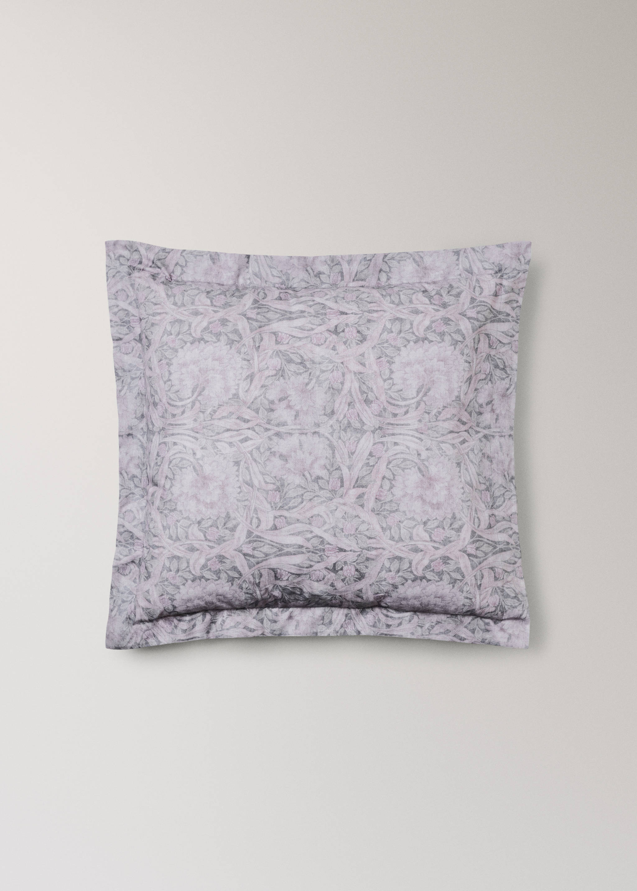 Two decorative floral print 200 thread count percale cotton pillow covers 60x60 cm - Article without model