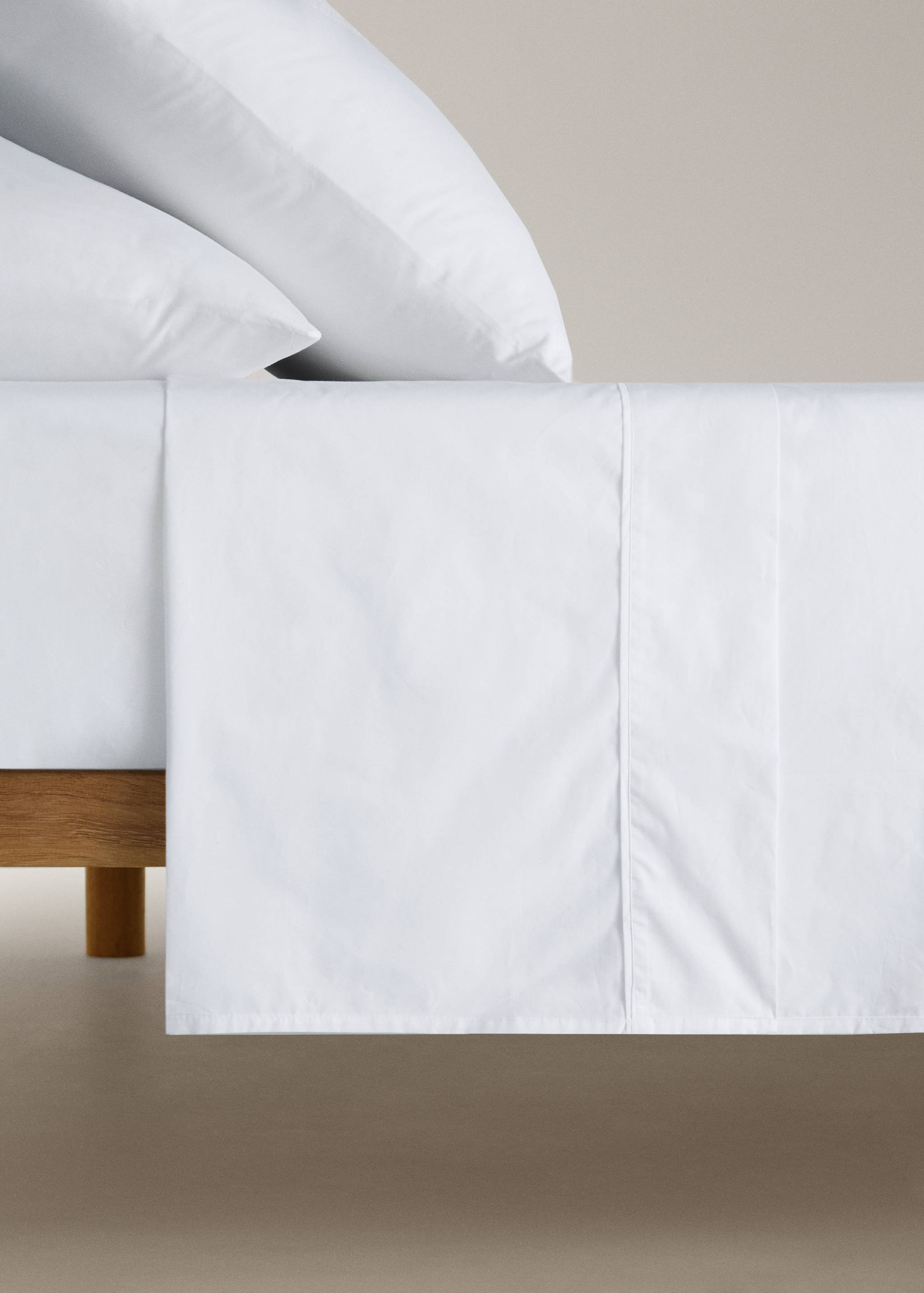 300-thread-count percale cotton flat sheet with piping detail for 180/200 cm bed - Article without model