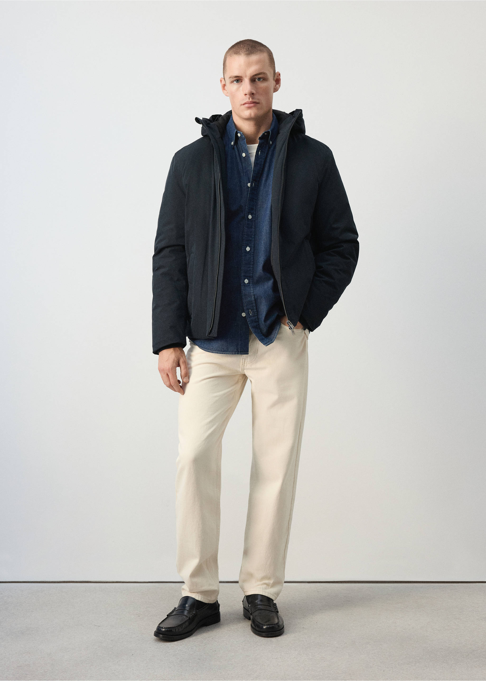 Blouson technique à capuche imperméable - Plan général, Bleu nuit. Ref: 37033274-00.