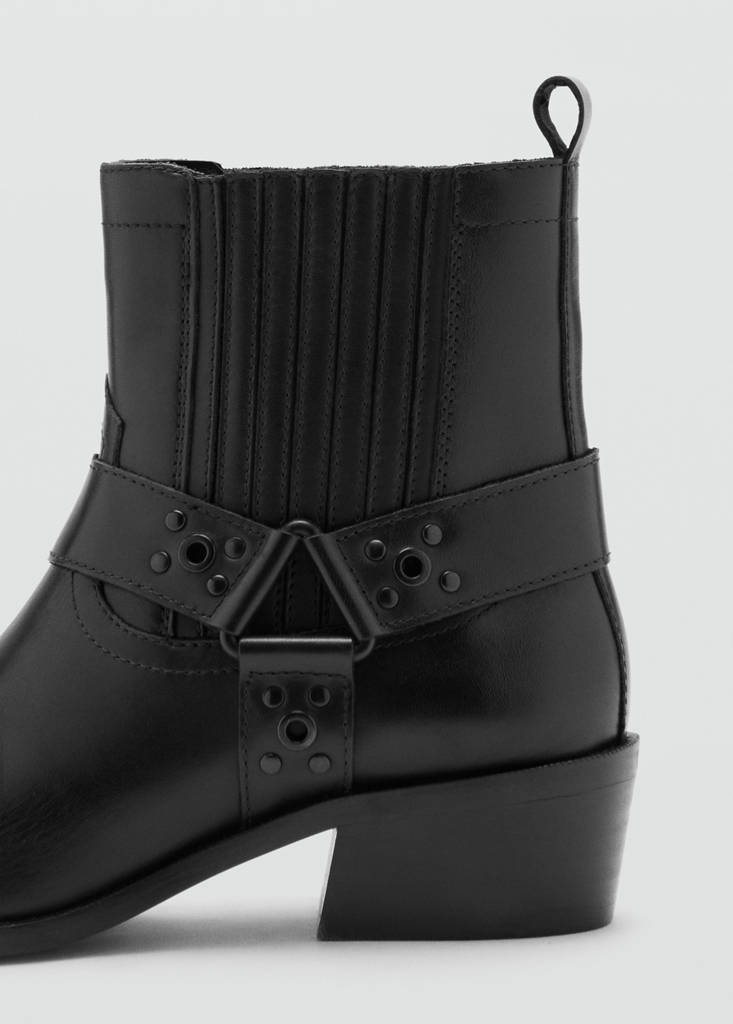 Leather heeled boots — Black
