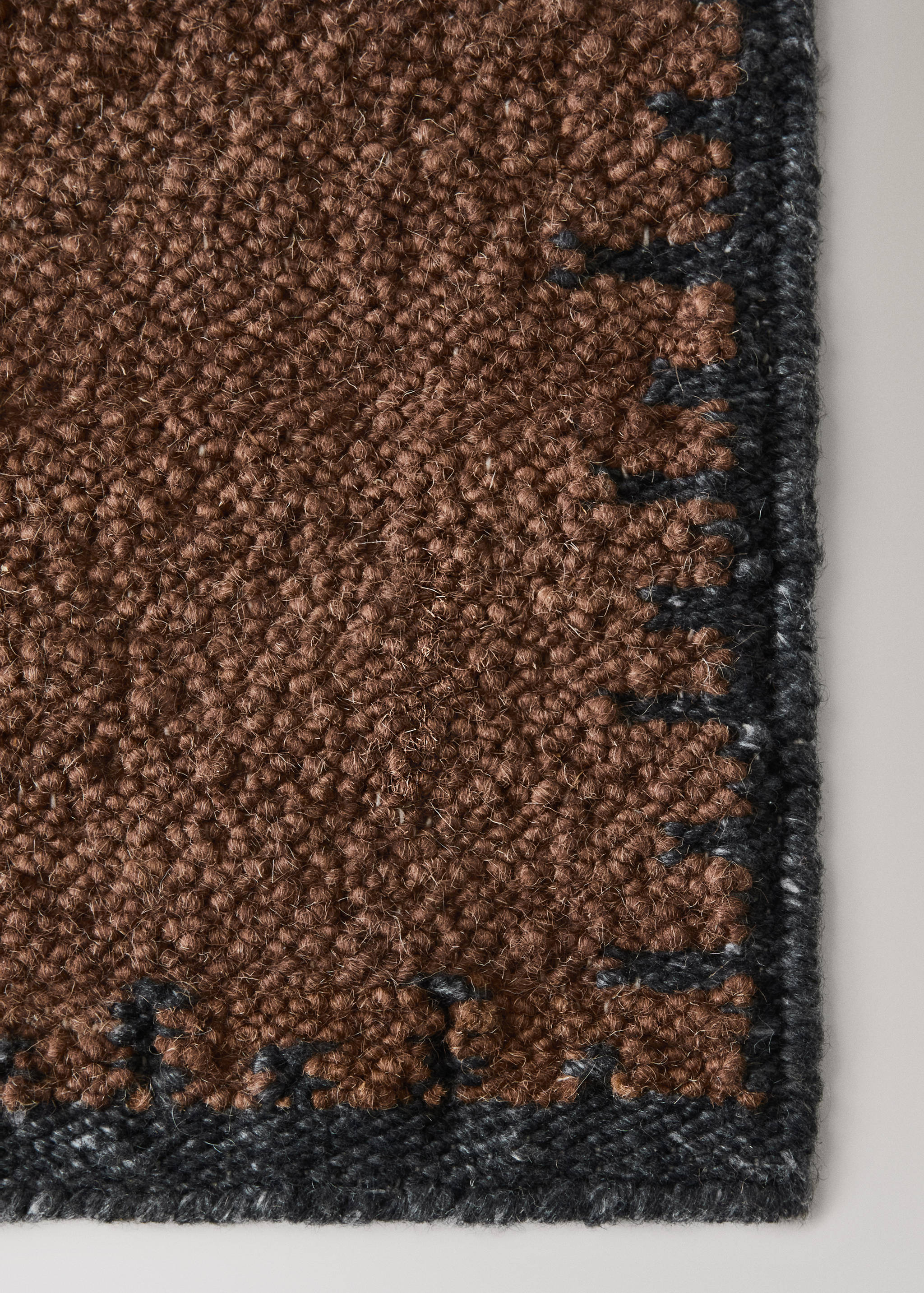 Bouclé wool rug - Details of the article 2