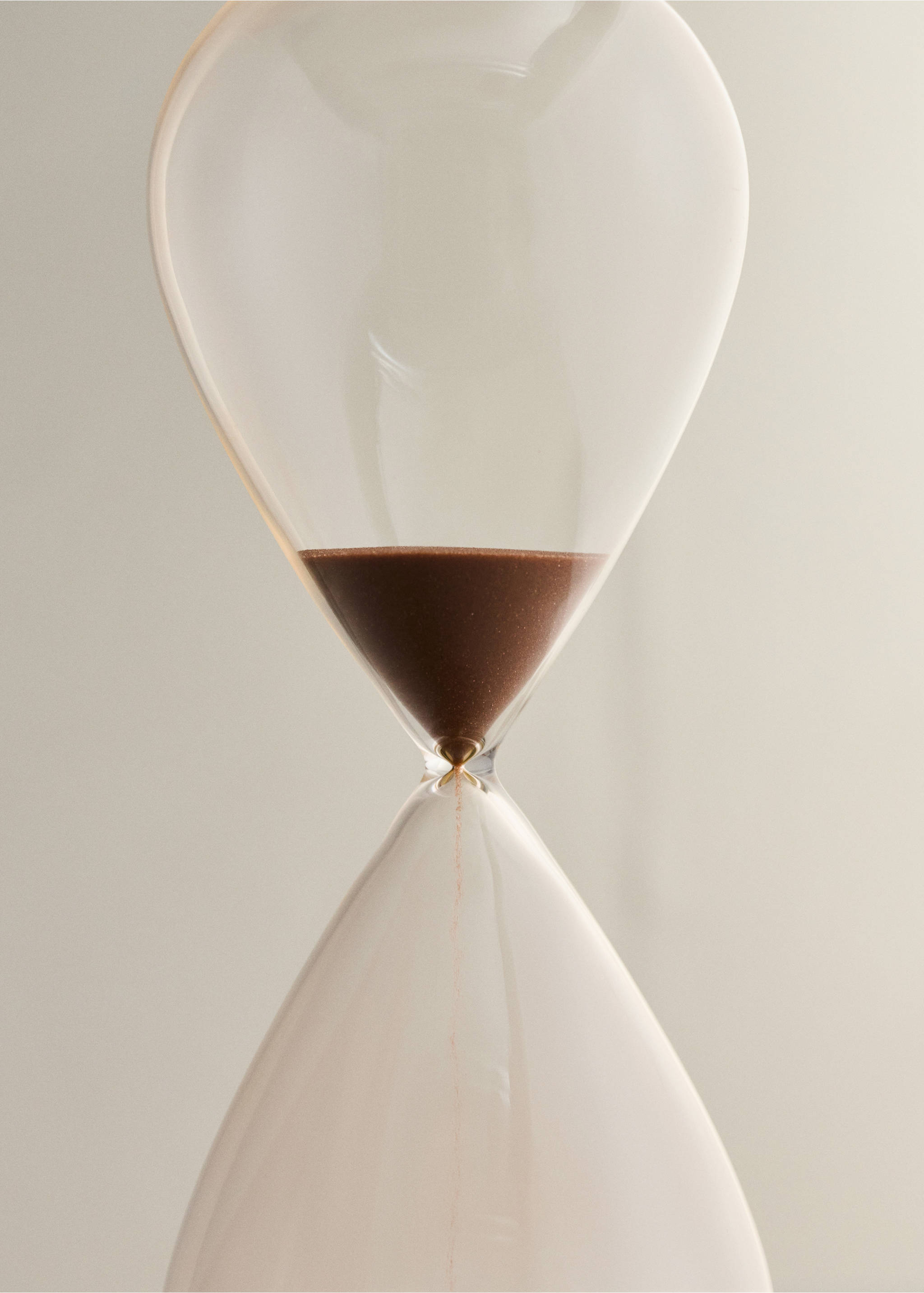 Large borosilicate glass hourglass - General plane, Black. Ref: 37033283-00.