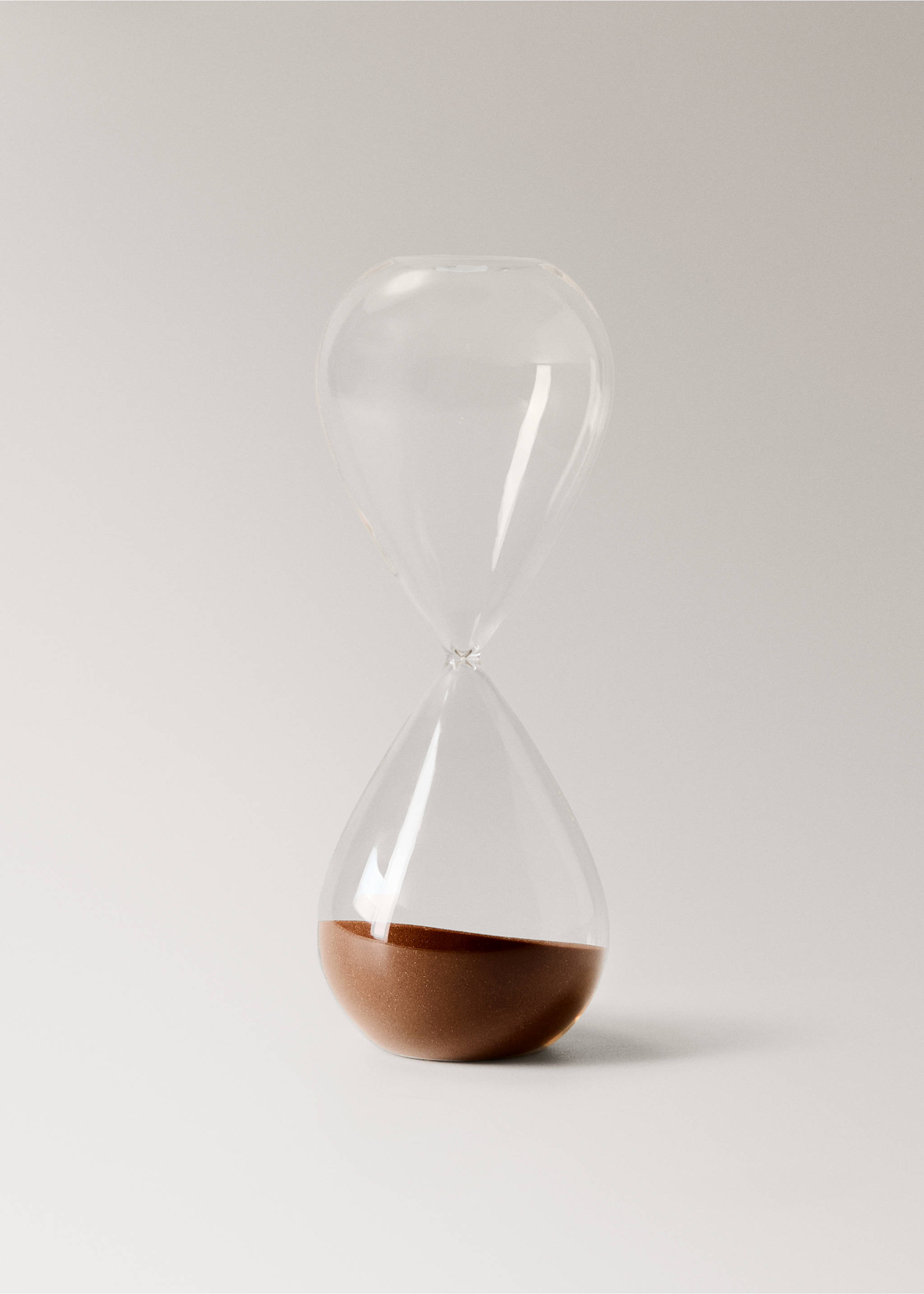 Large borosilicate glass hourglass - Article without model, Black. Ref: 37033283-00.
