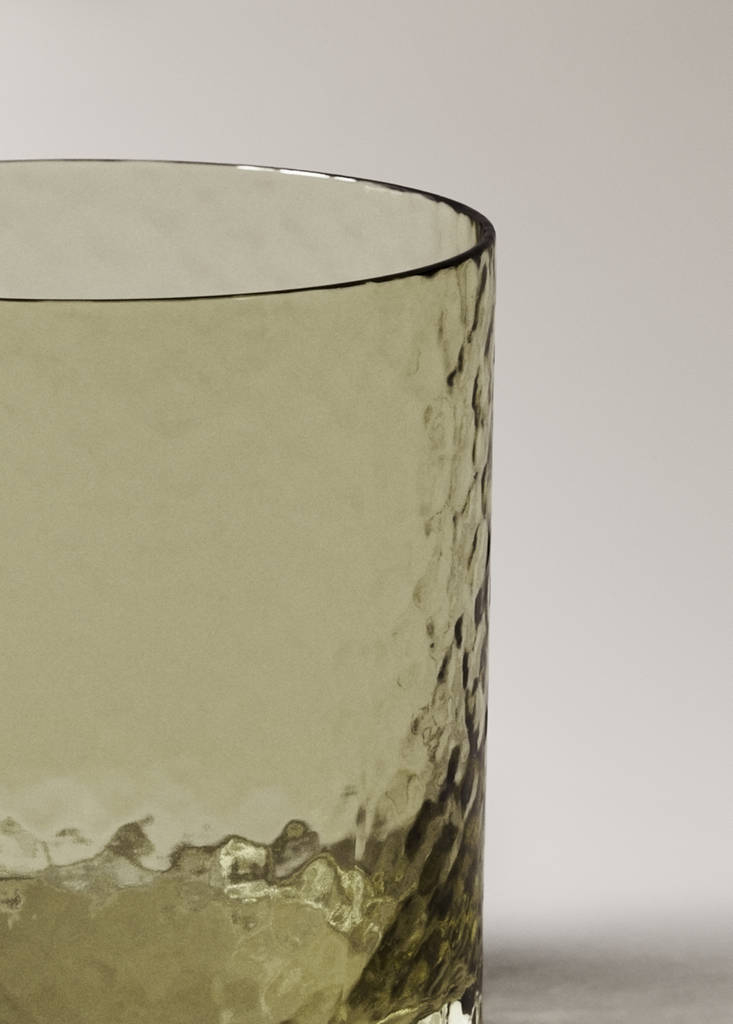 Hammered glass tumbler — Green