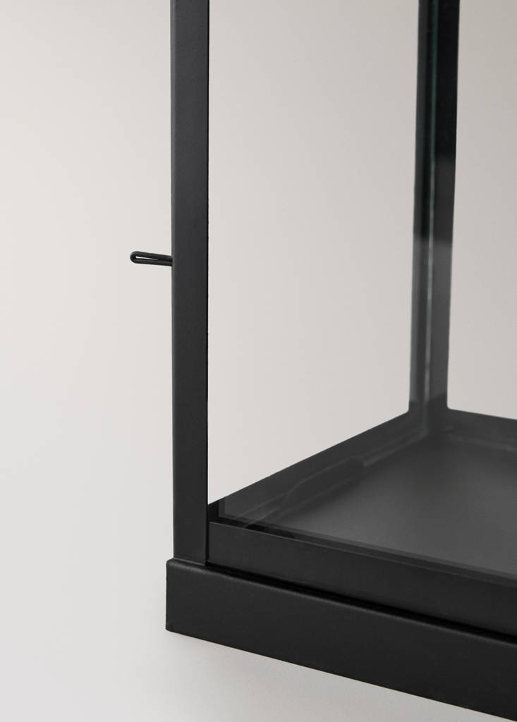 Medium decorative candle holder — Black