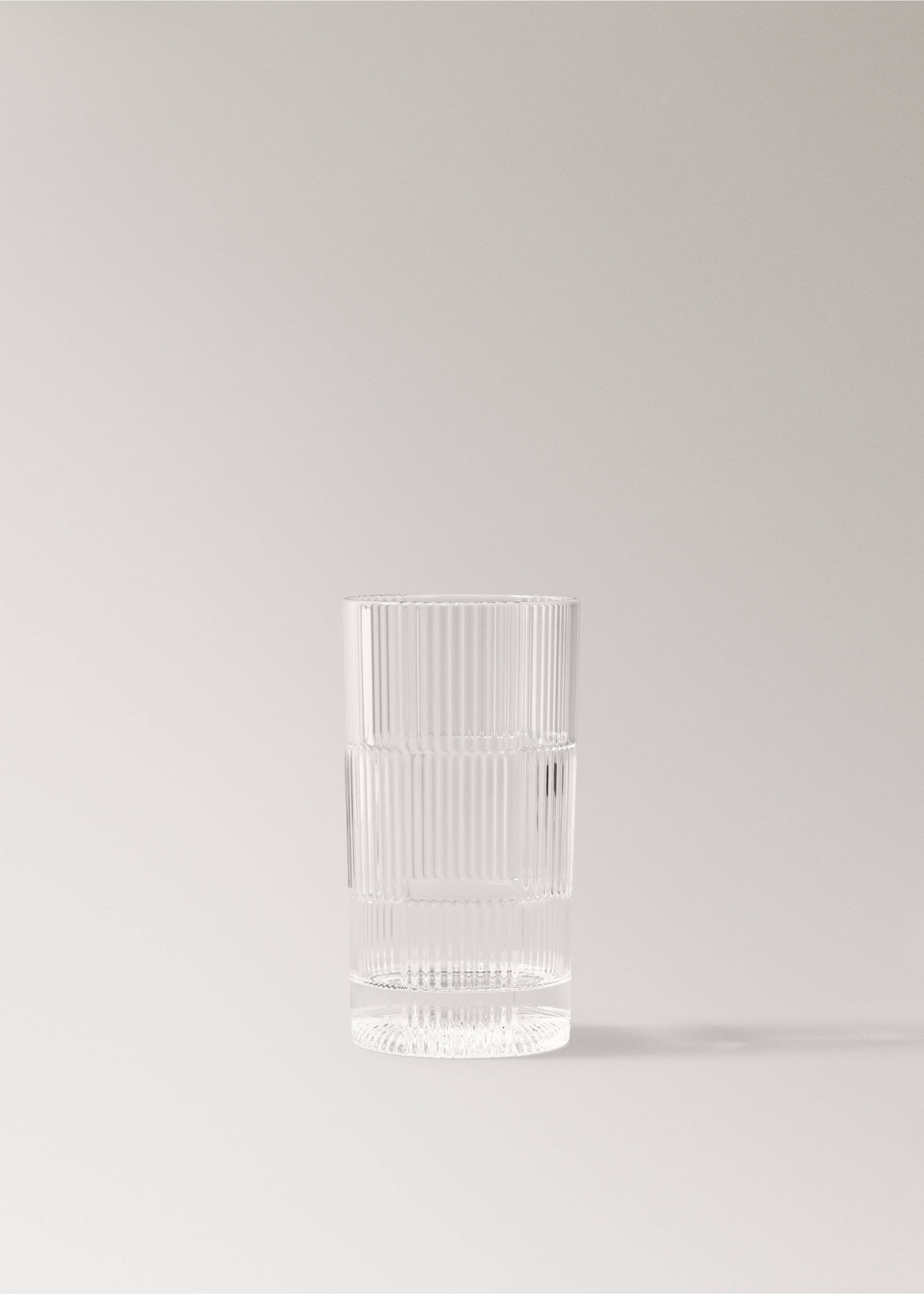 Glass tumbler with embossed stripes - Article without model, Black. Ref: 37033870-00.