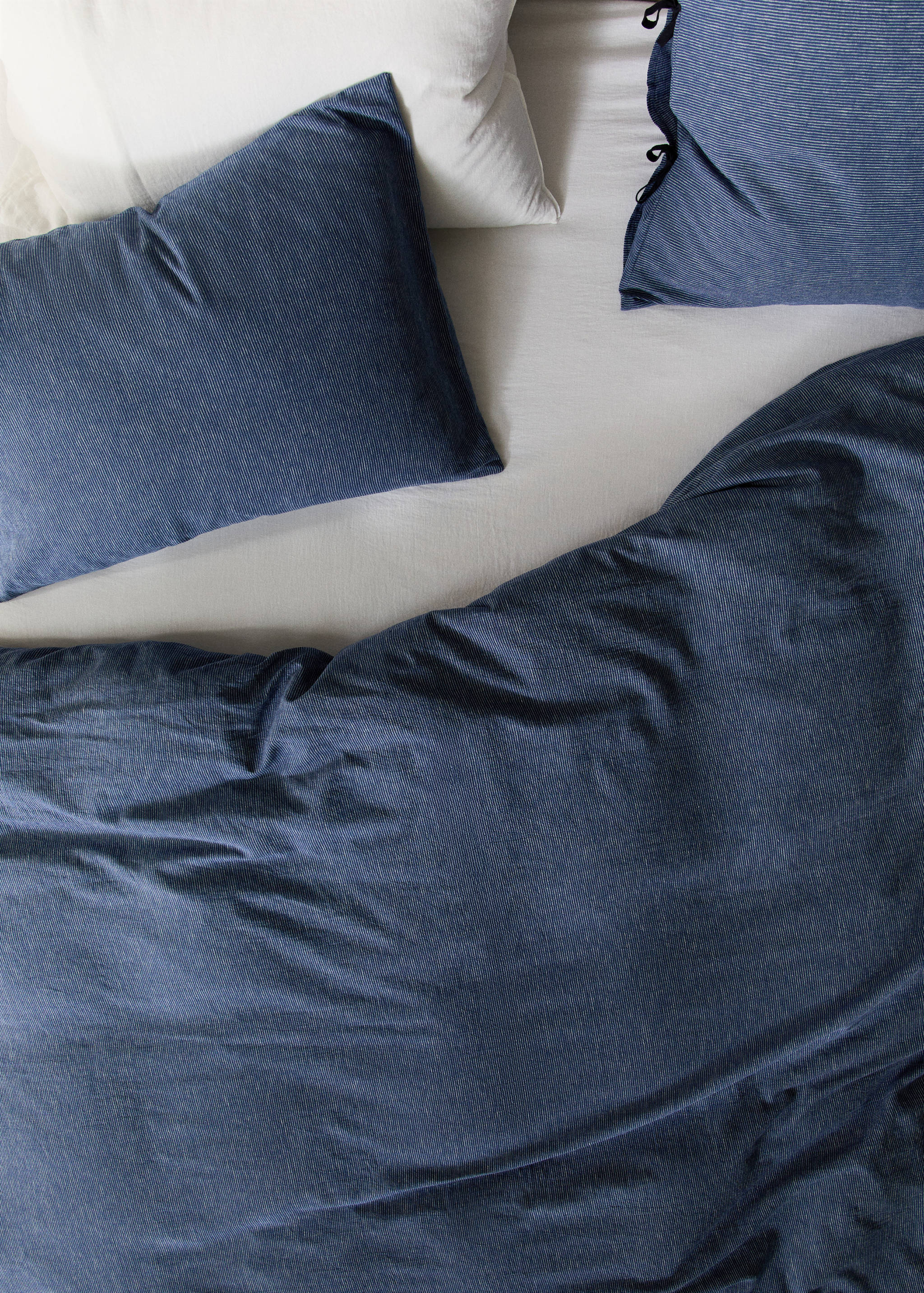 Linen and cotton duvet cover for 180/200 cm bed - Details of the article 7