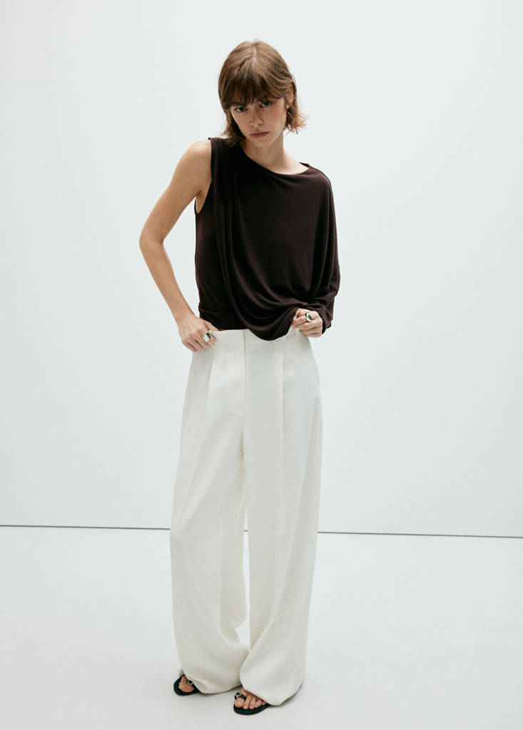 Ruffled asymmetrical blouse — Brown