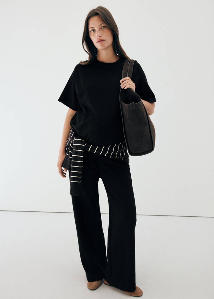 Maternity T-shirt with stitching detail — Black