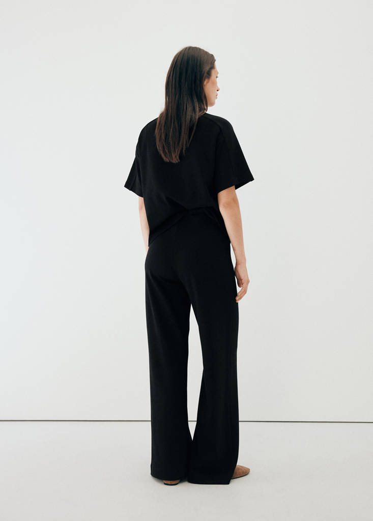 Maternity T-shirt with stitching detail — Black