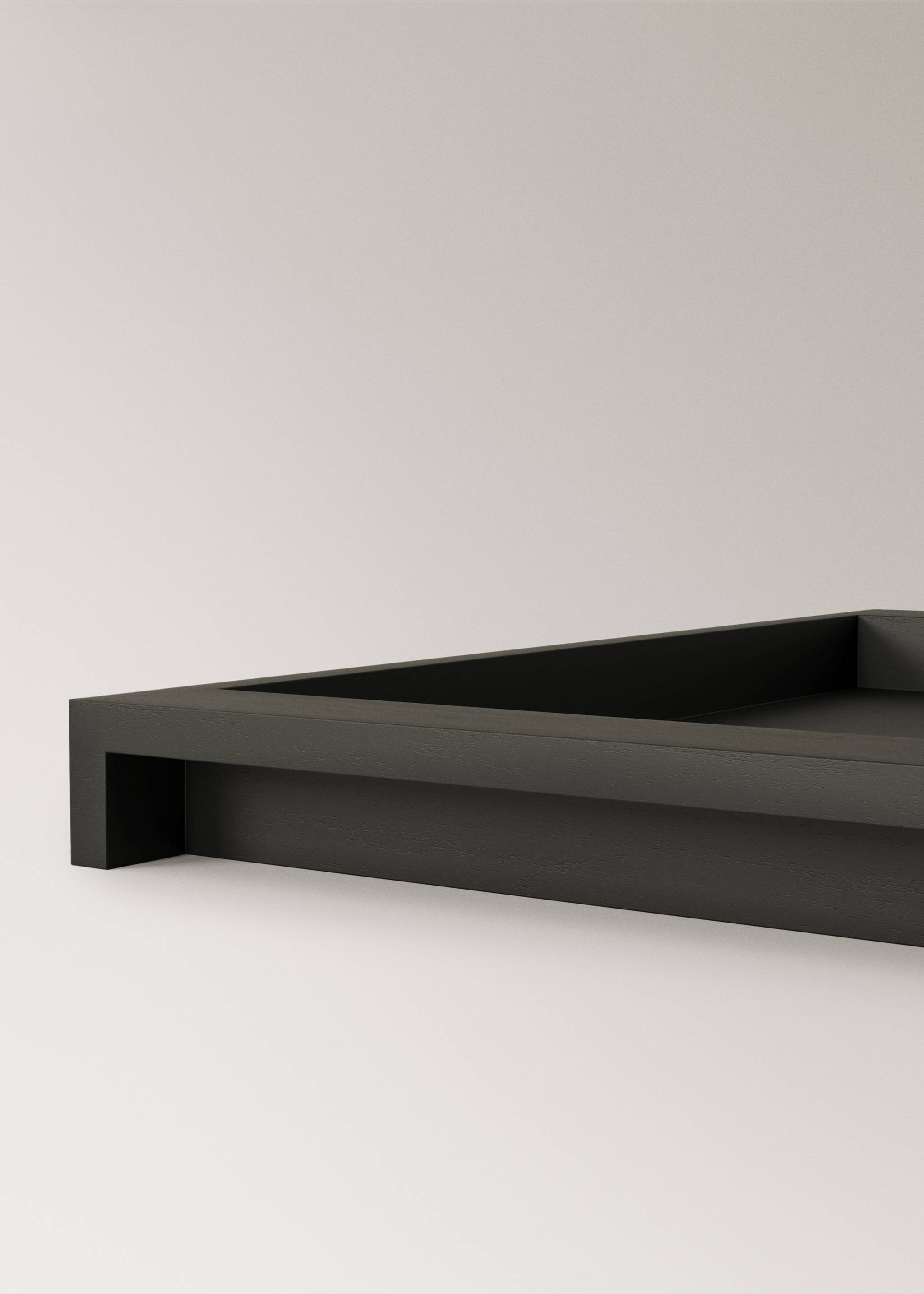 Medium rectangular wooden tray - Details of the article 1, Black. Ref: 37034082-00.