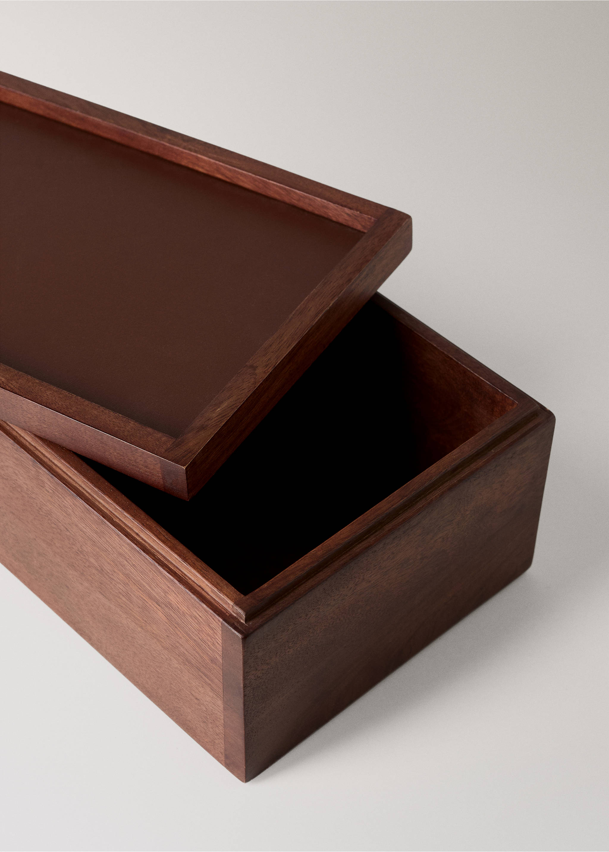 Large square wooden box - Details of the article 2, Brown. Ref: 37034086-00.