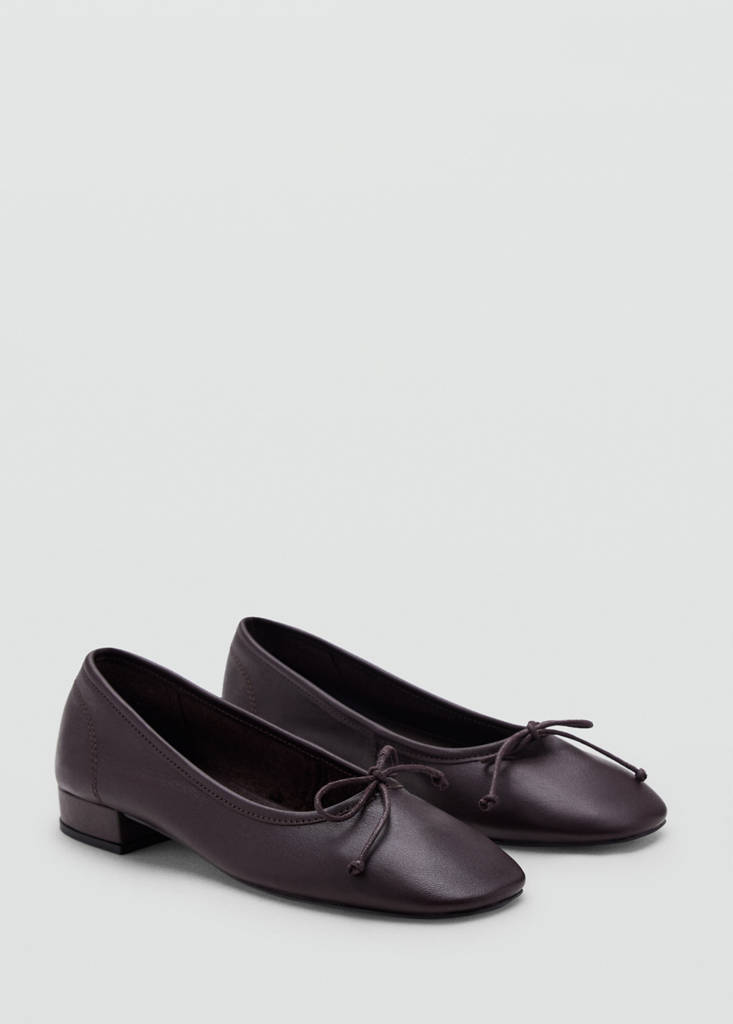 Heeled ballet flats with leather bow — Burgundy