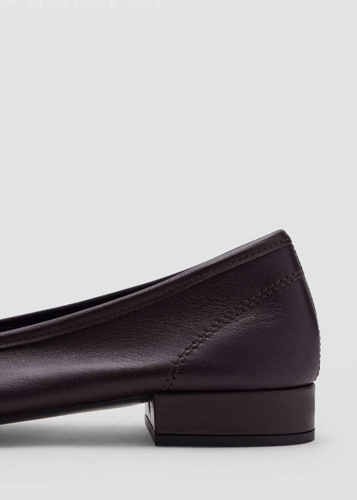 Heeled ballet flats with leather bow — Burgundy