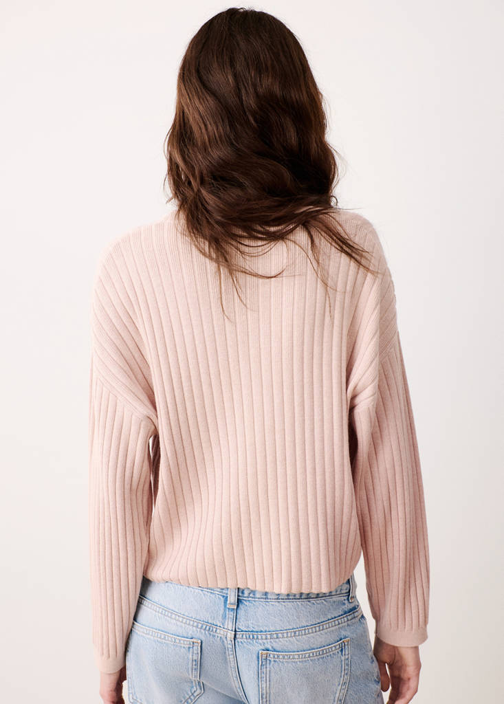 Knitted ribbed sweater — Pastel Pink