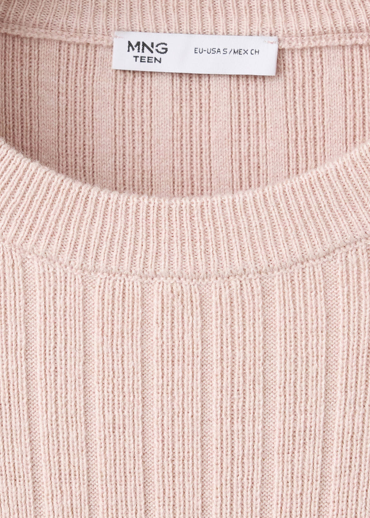 Knitted ribbed sweater — Pastel Pink