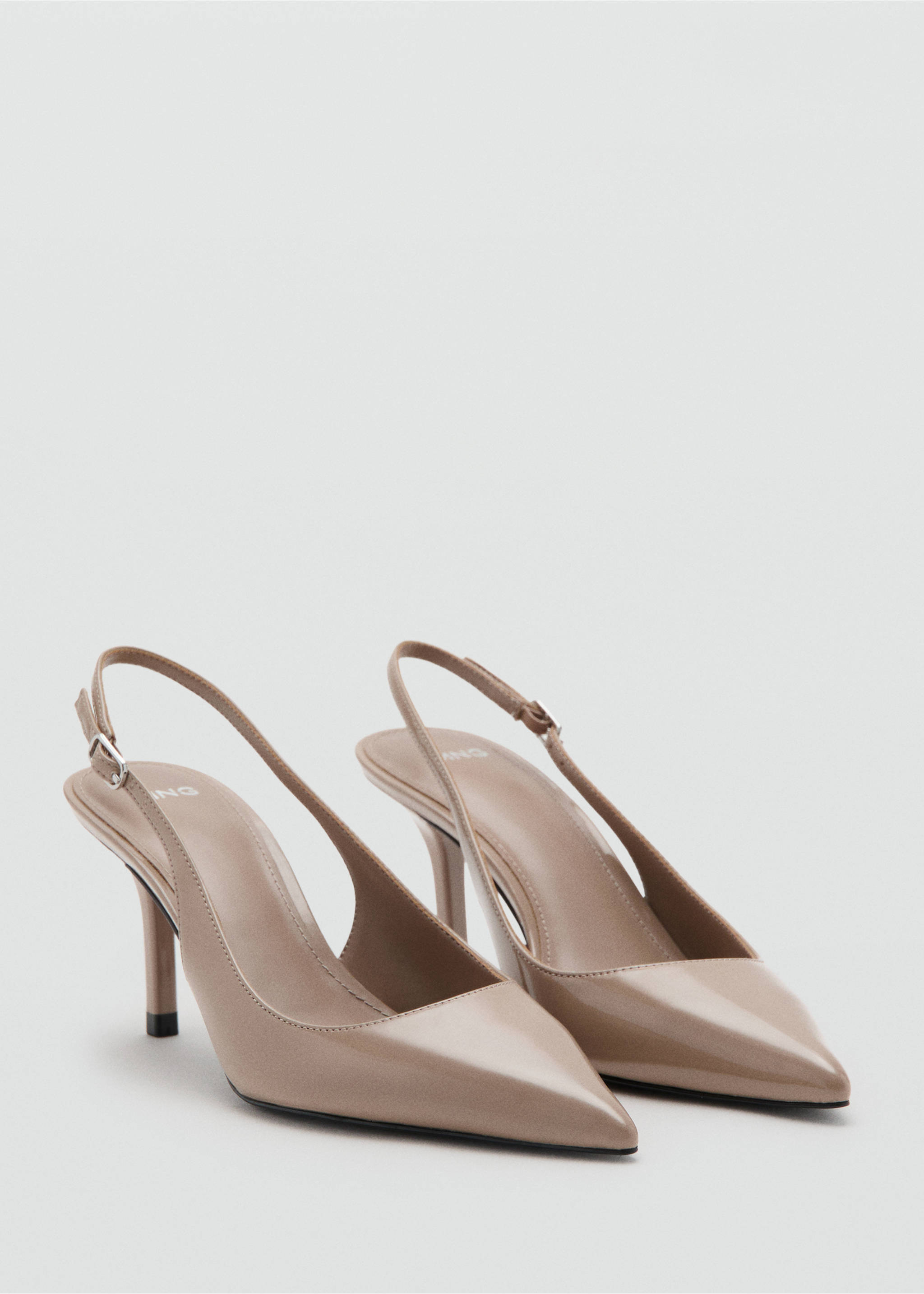 Zapato tacón charol - Plano medio, Nude. Ref: 37034103-00.