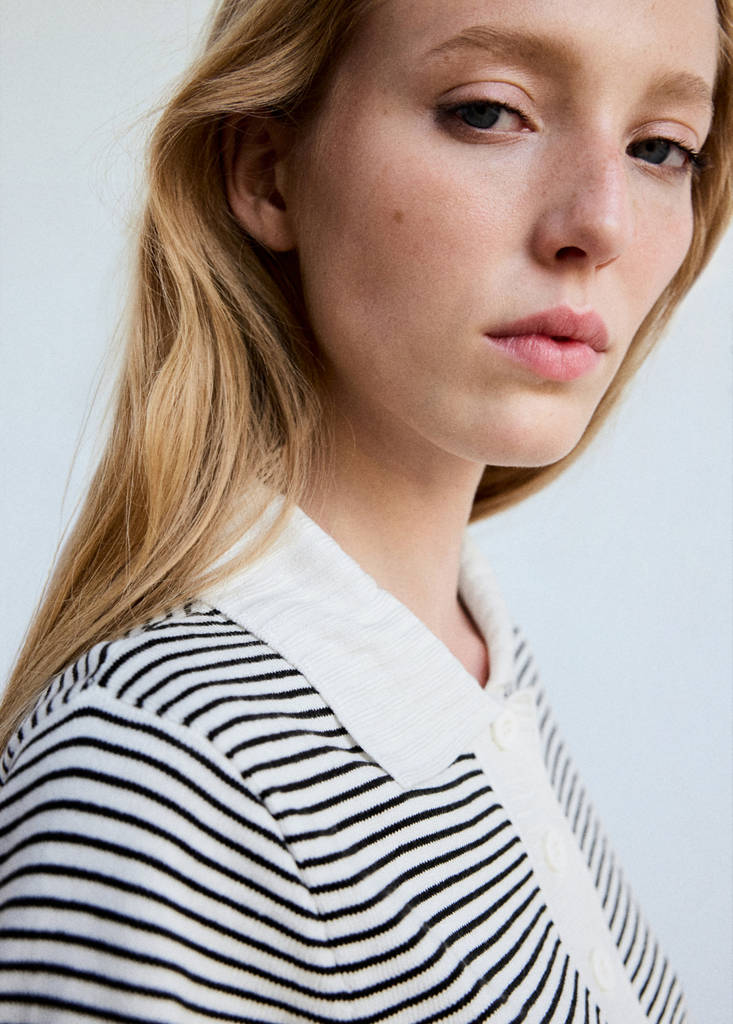 Striped fine-knit polo shirt — Ecru