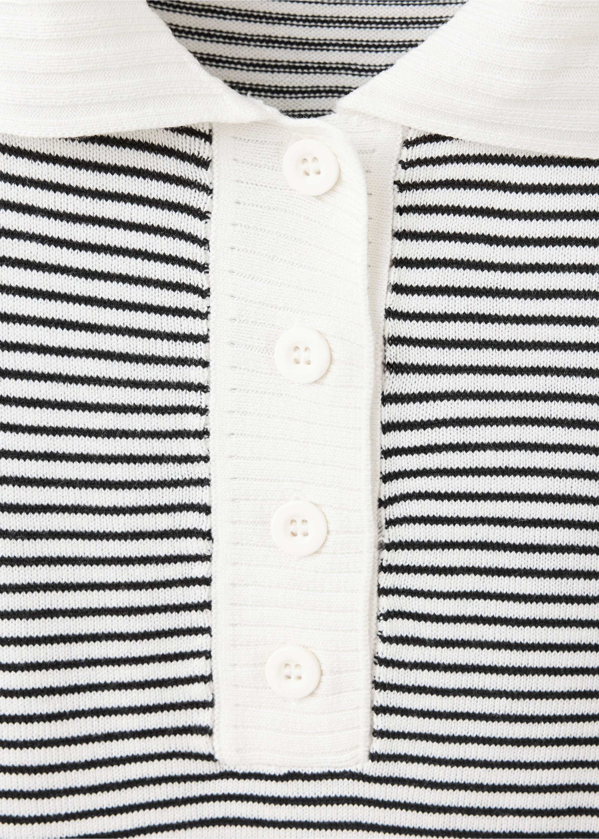 Striped fine-knit polo shirt - Details of the article 8, Ecru. Ref: 37034110-00.