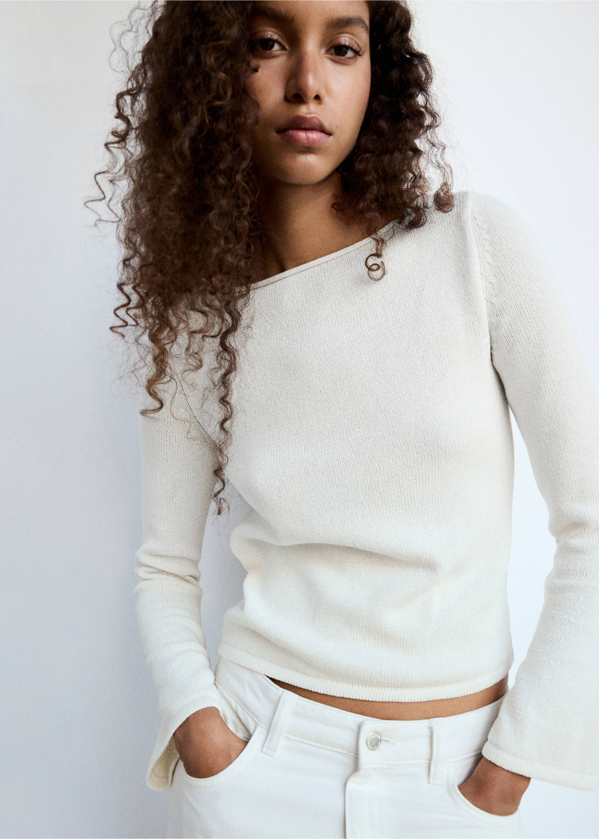 Boat-neck knitted sweater - Details of the article 1, Ecru. Ref: 37034111-00.