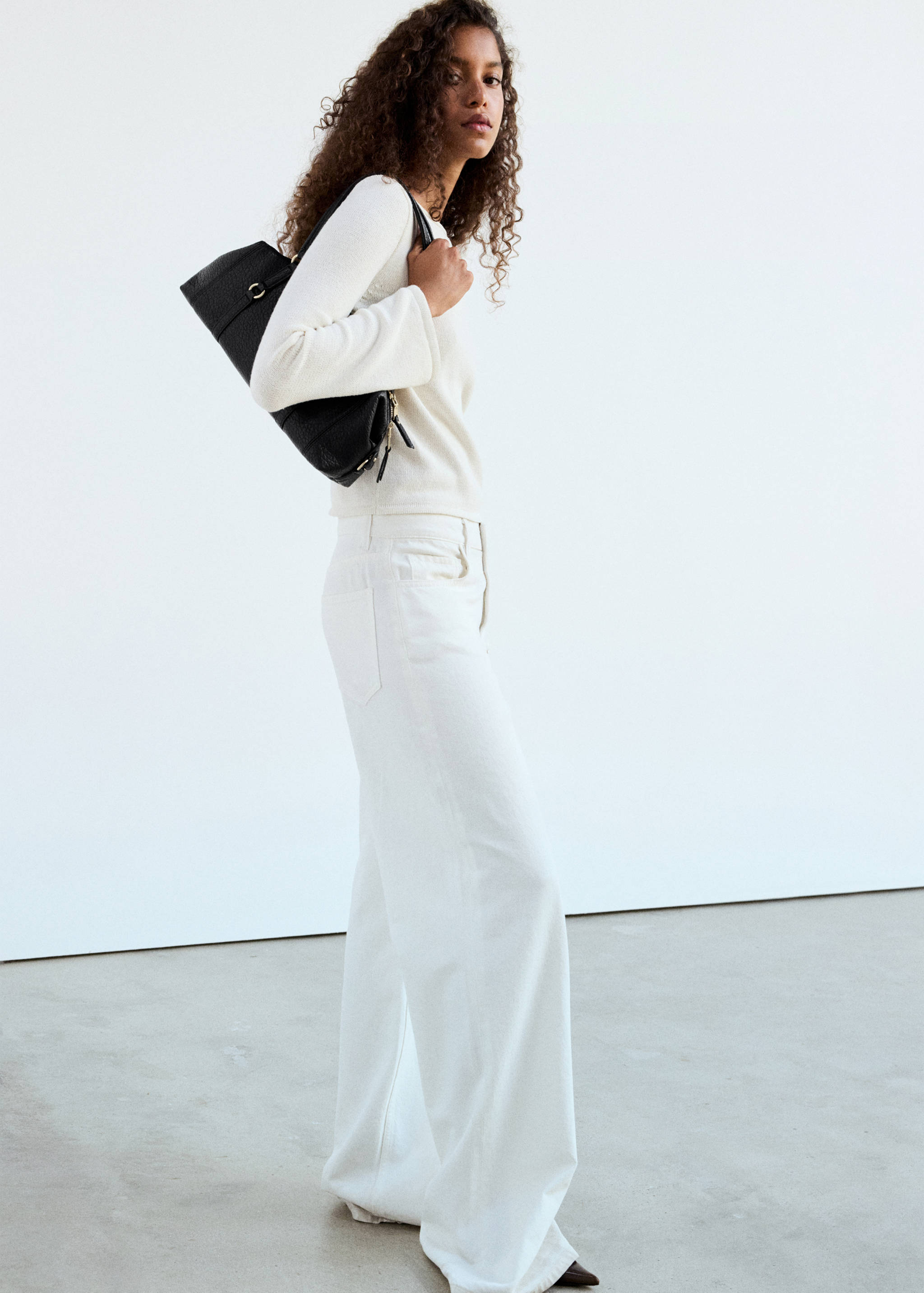 Boat-neck knitted sweater - Details of the article 3