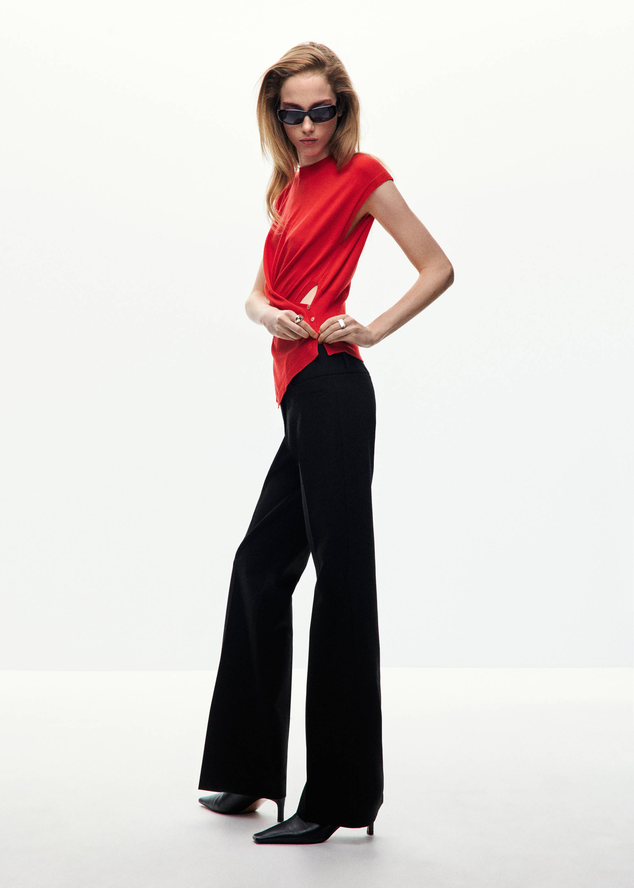 Pull en maille fine drapé - Plan général