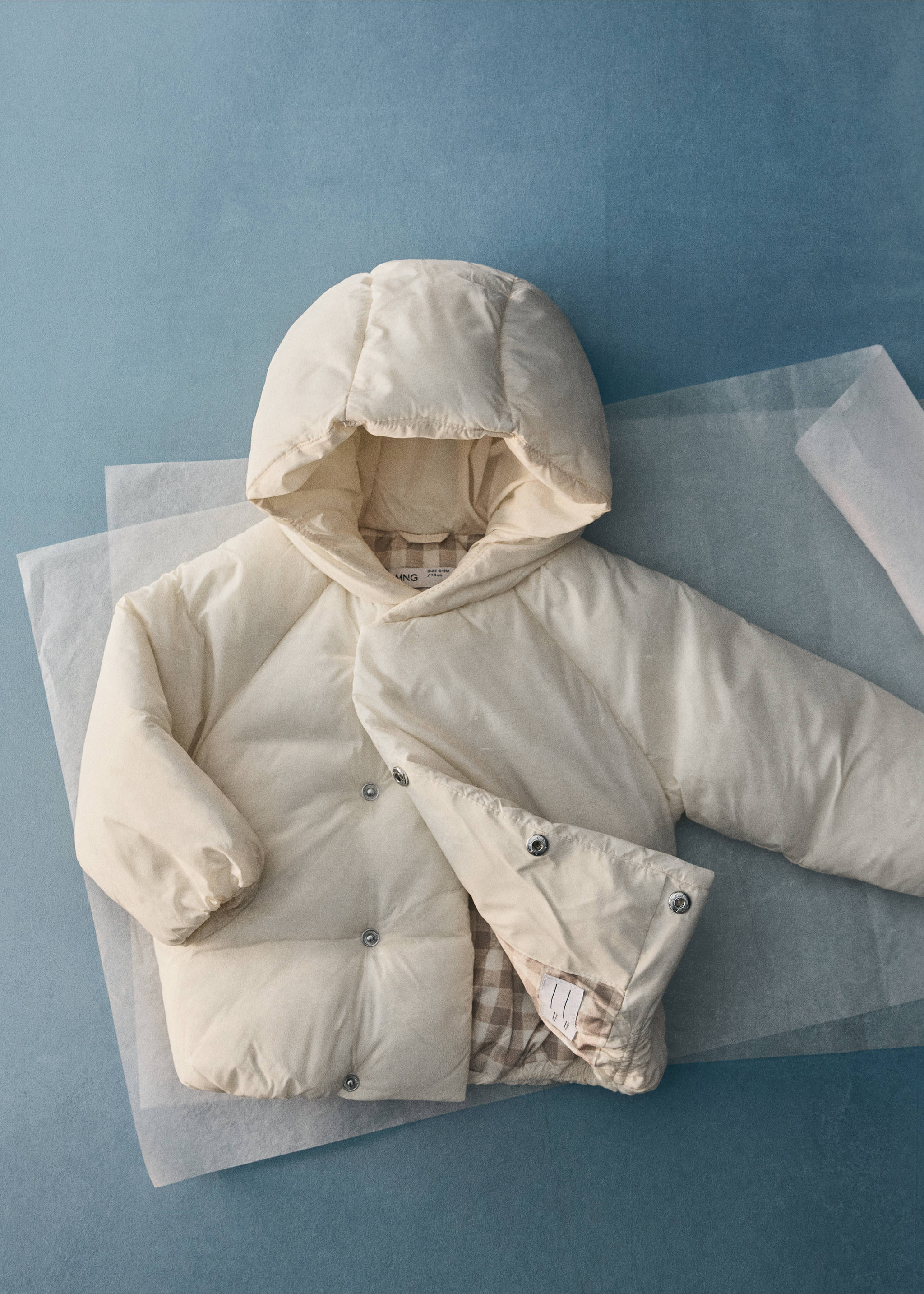 Hooded coat - Details of the article 5, Off White. Ref: 37034402-00.