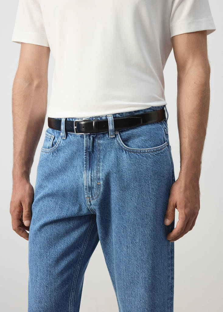 Sammy cropped carrot fit jeans — Dark Blue
