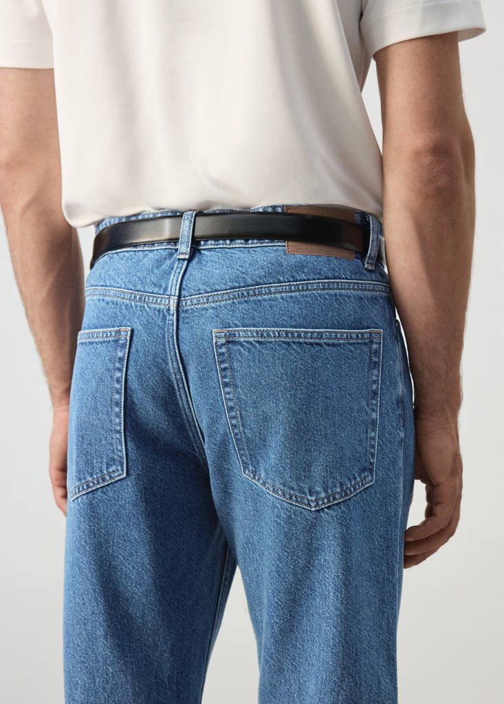 Sammy cropped carrot fit jeans — Dark Blue