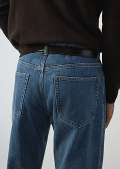 Sammy cropped carrot fit jeans — Dark Blue 6