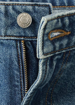 Sammy cropped carrot fit jeans — Dark Blue 10