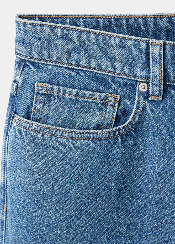 Sammy cropped carrot fit jeans — Dark Blue