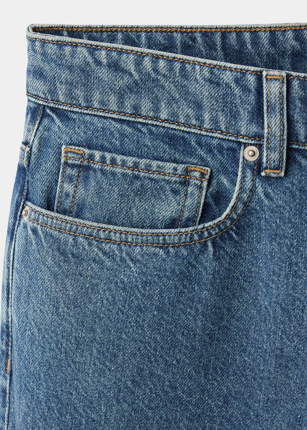Sammy cropped carrot fit jeans — Dark Blue