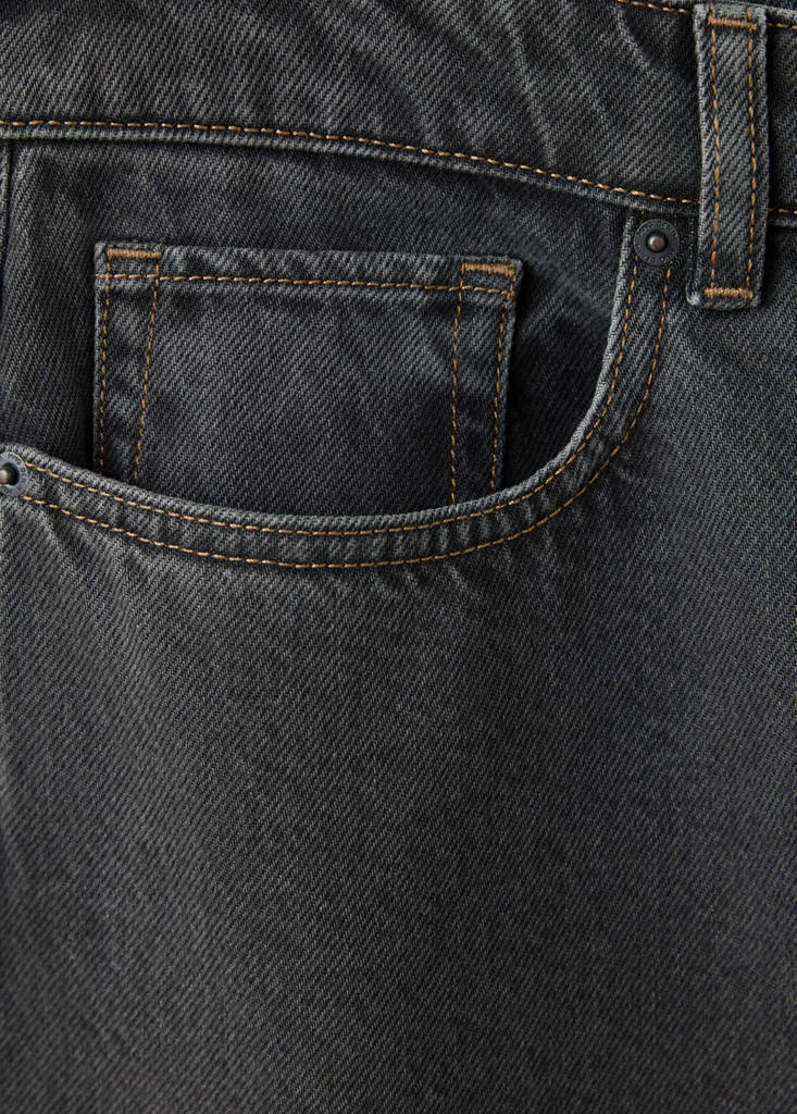 Sammy cropped carrot fit jeans — Open Grey