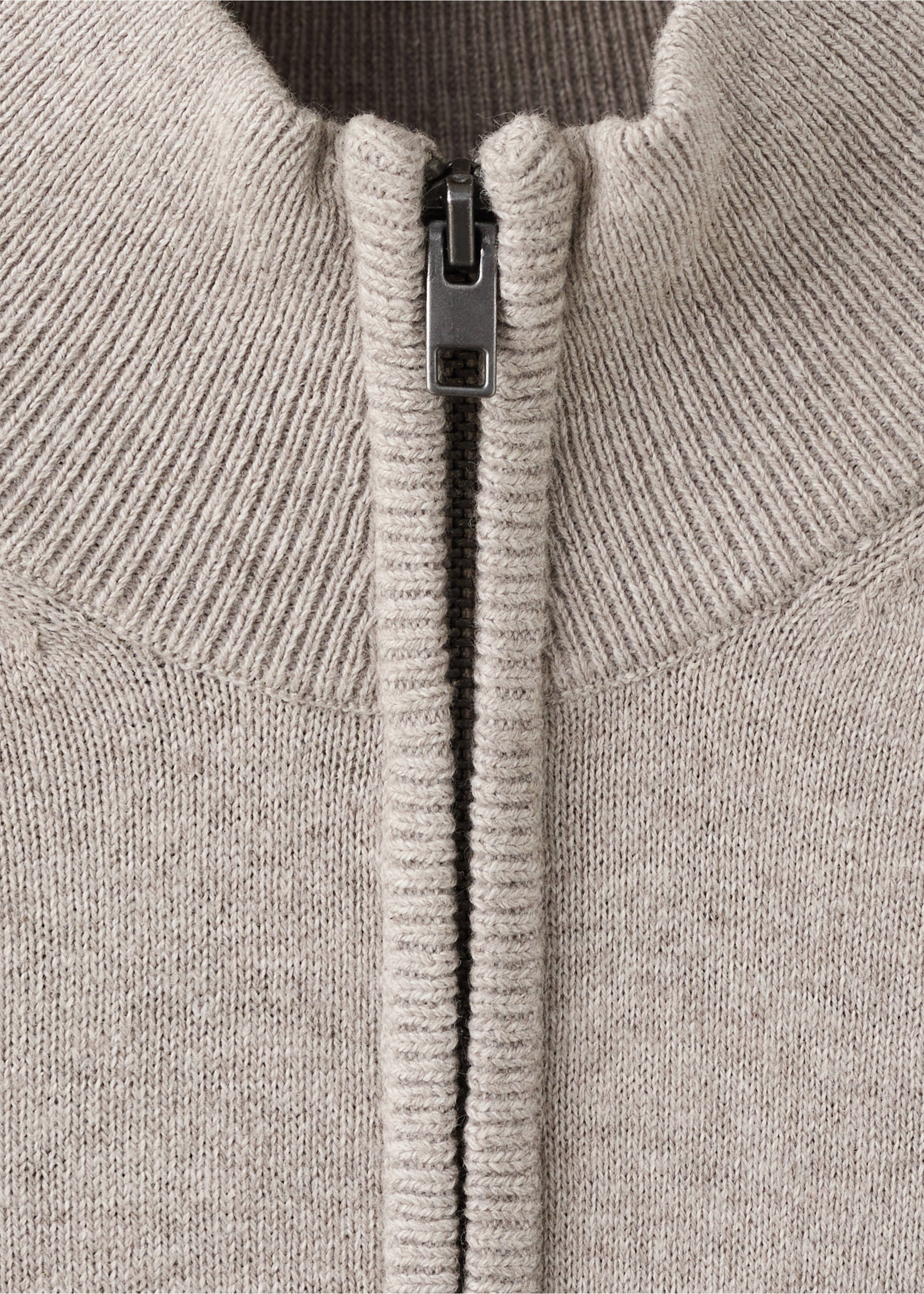 Sweater harry - Details of the article 8, Medium Brown. Ref: 37034405-00.