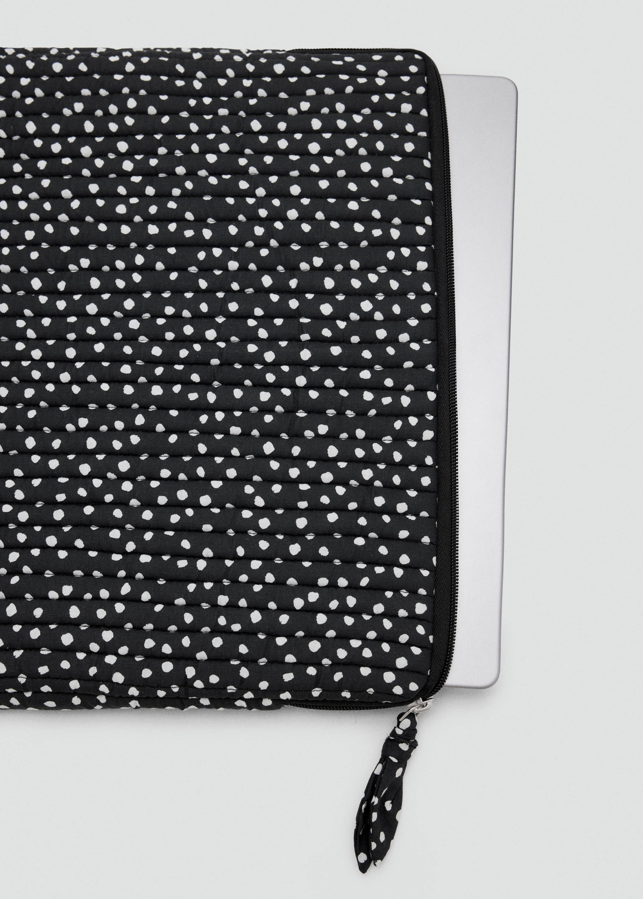 Laptop sleeve with spot print - Details of the article 1