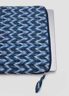 Tie-dye print laptop sleeve — Blue 3