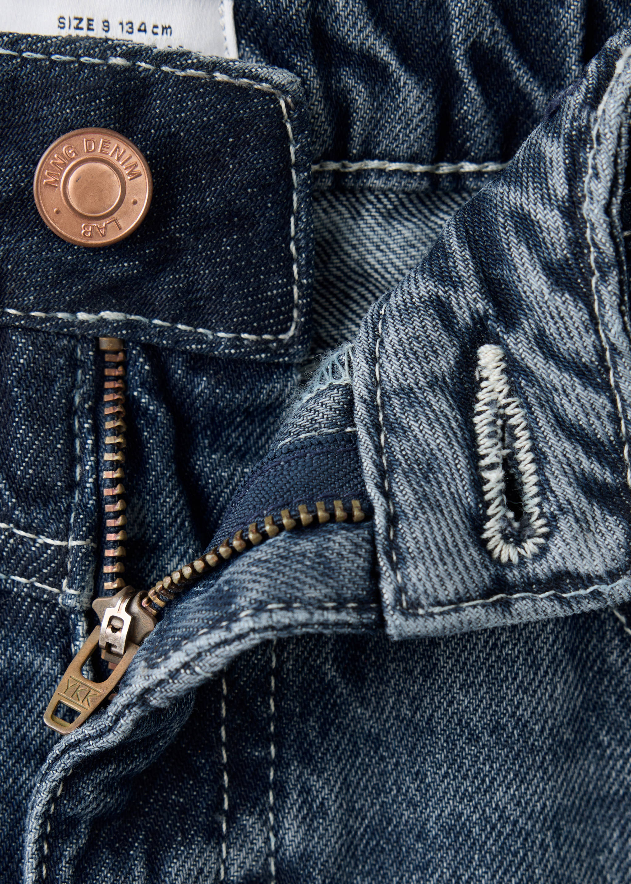 Degraded effect baggy jeans - Details of the article 8